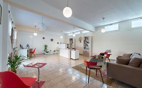 Byron Hotel